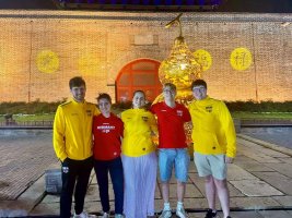 Ein Teamfoto: Levante, Kathrin, Charlotte, Marius und Benedikt